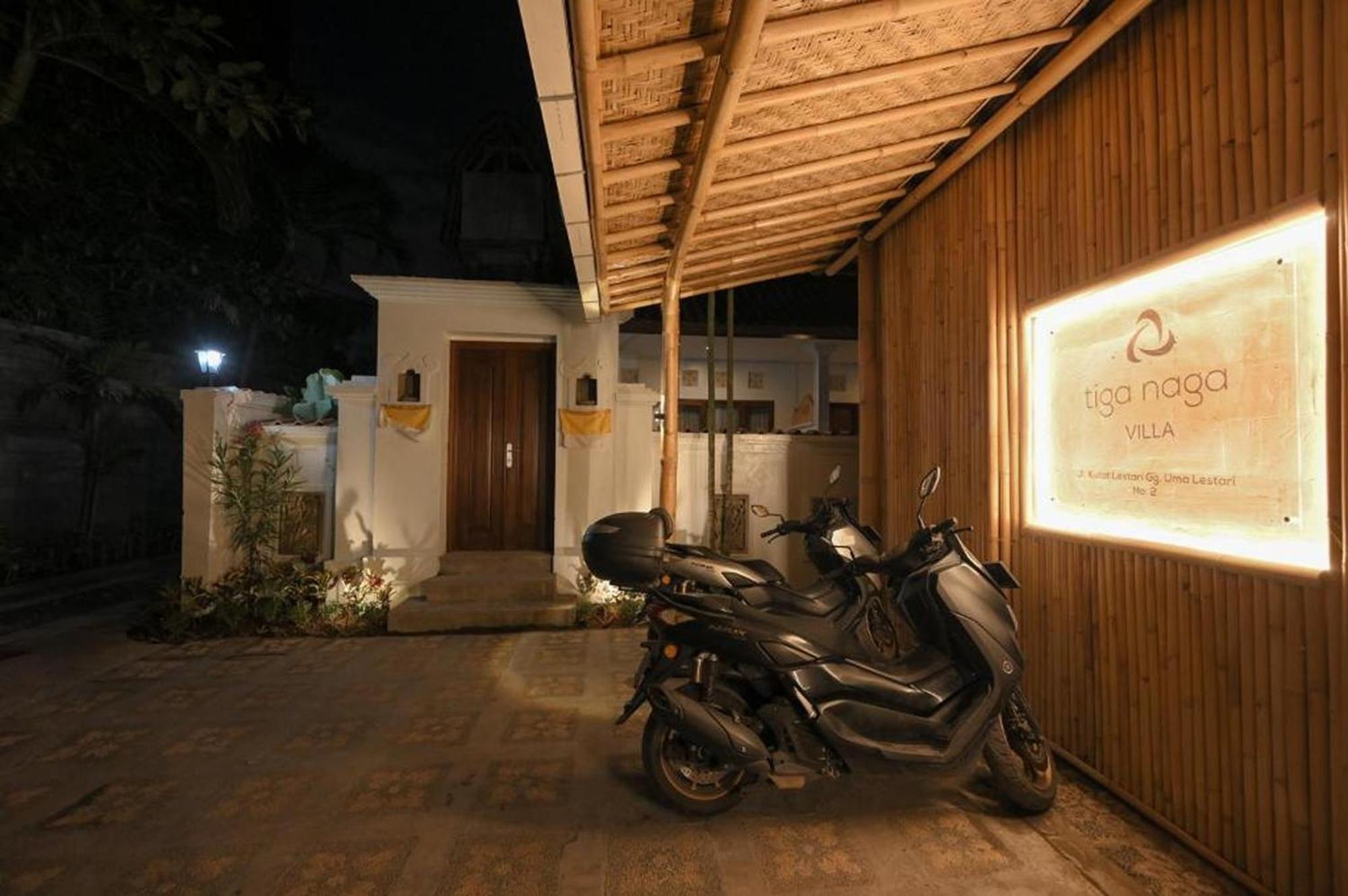 Tiga Naga Villa Denpasar  Ngoại thất bức ảnh